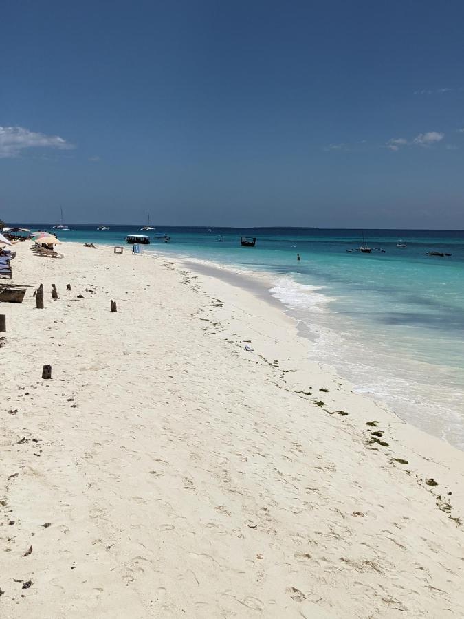 Mkadi Beach House Hotel Nungwi Kültér fotó
