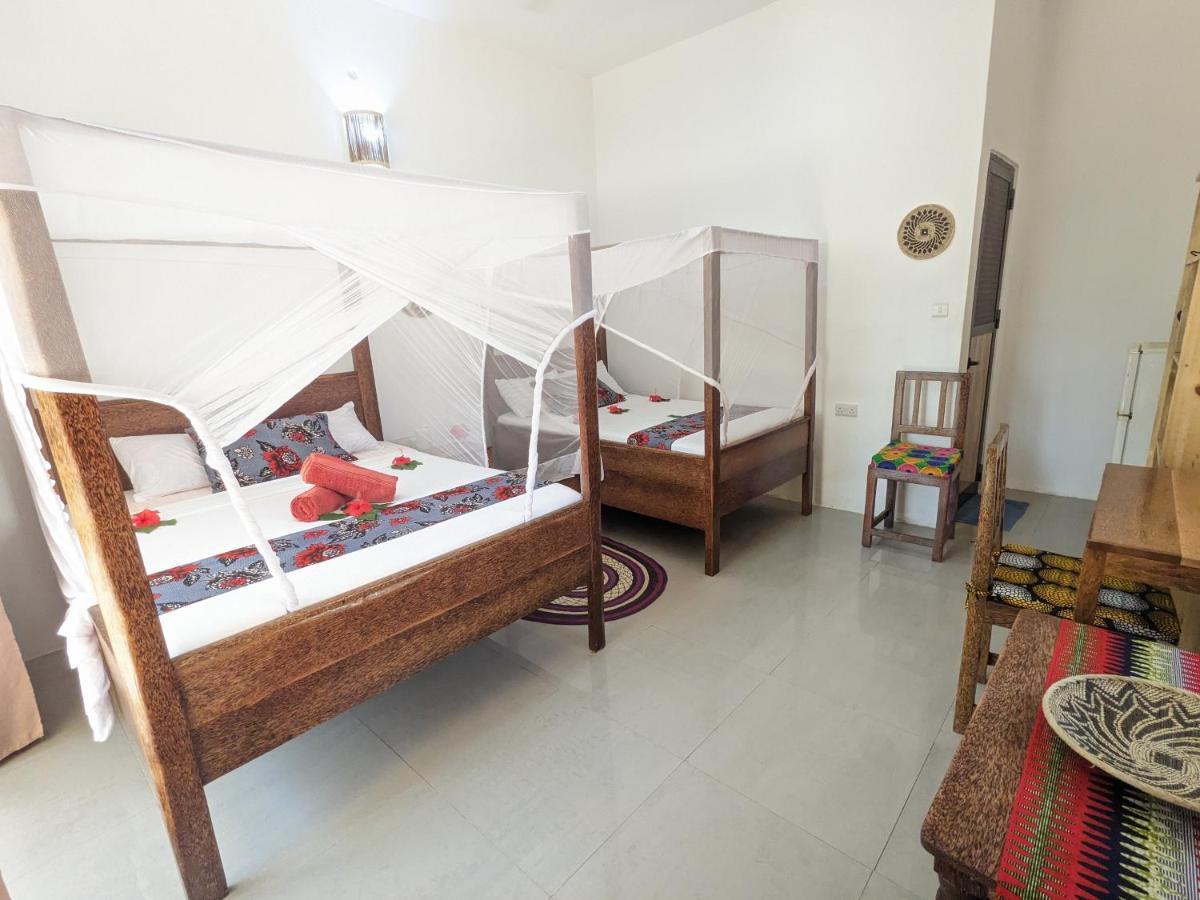 Mkadi Beach House Hotel Nungwi Kültér fotó