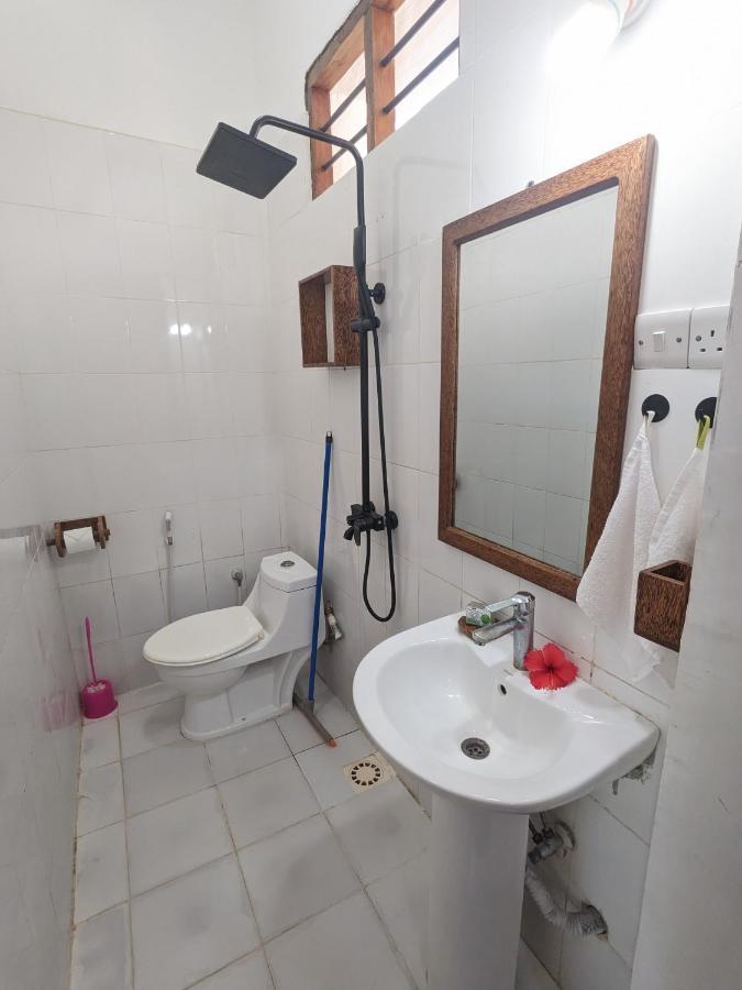 Mkadi Beach House Hotel Nungwi Kültér fotó