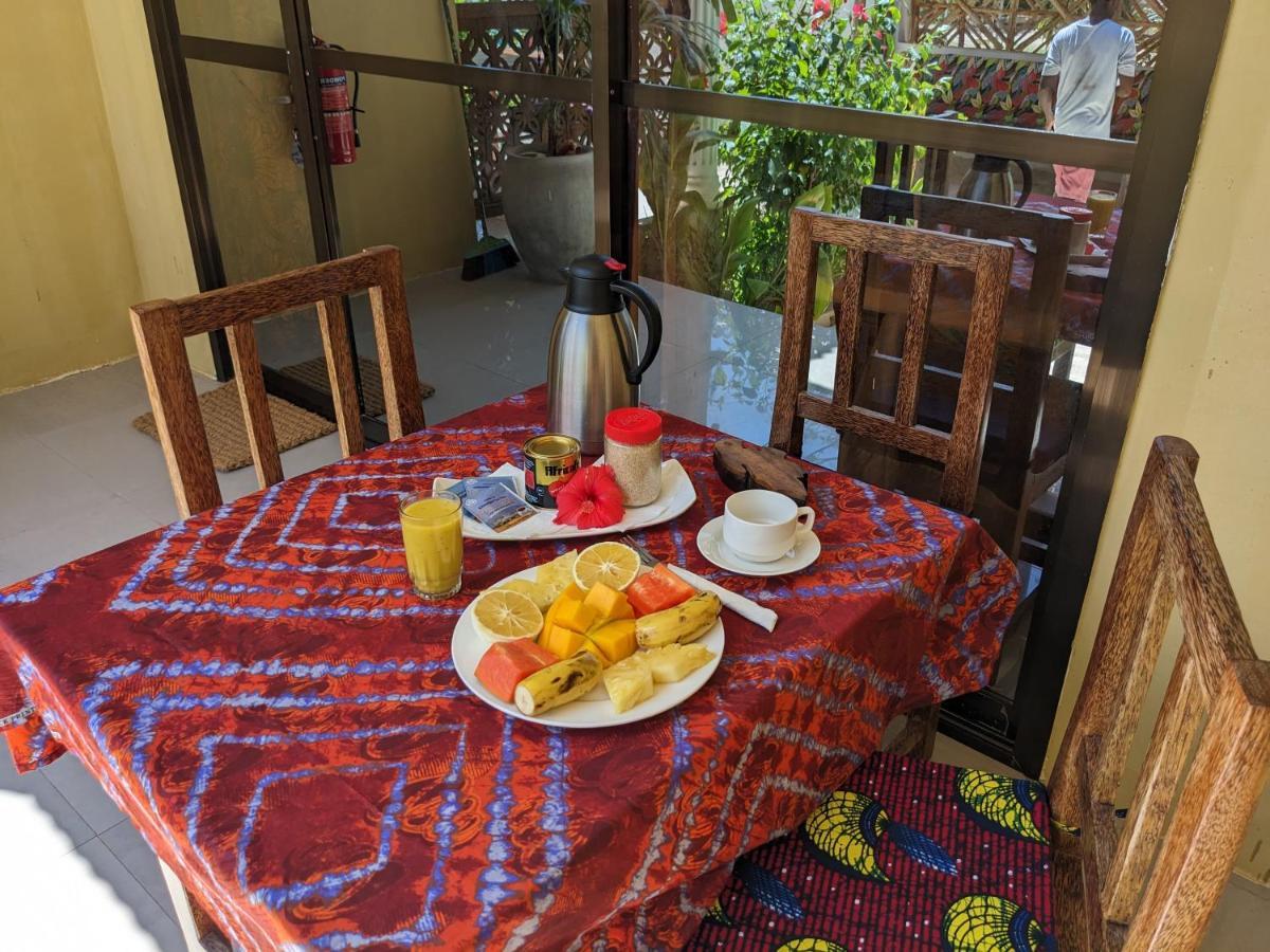 Mkadi Beach House Hotel Nungwi Kültér fotó